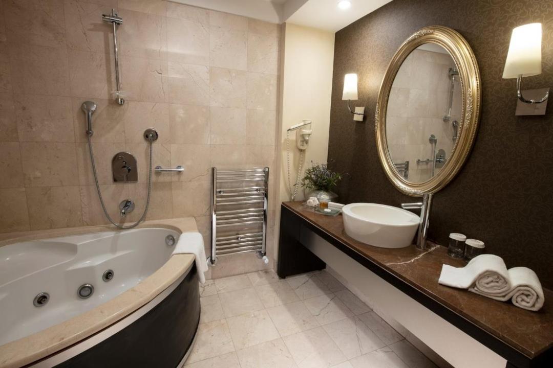 Agaoglu My City Hotel イスタンブール エクステリア 写真